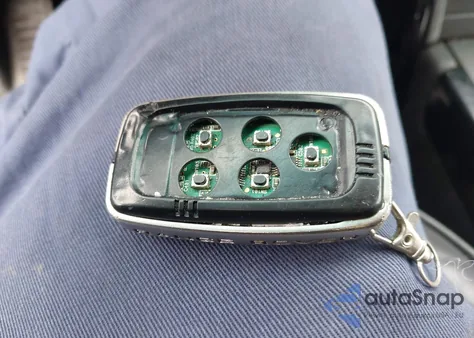 2010 Land Rover Range Rover Hse z USA, uszkodzony, nr VIN SALMF1D40AA309278